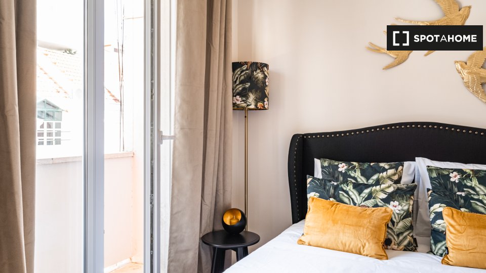 Apartment Lisbon, 1 bed — photo 14