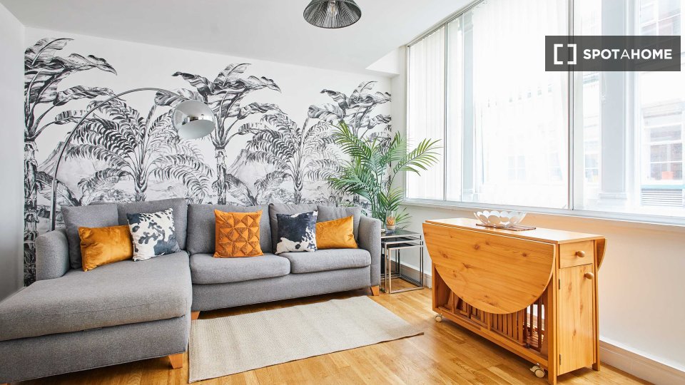Apartment Manchester, 2 beds, 50m² — photo 1