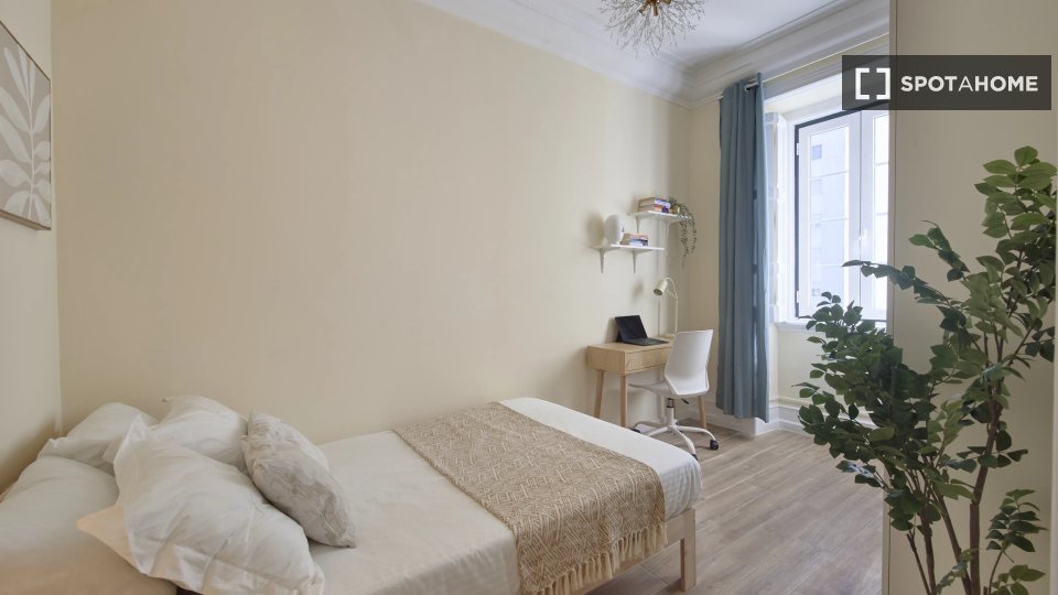 Double room Lisbon, 10 beds — photo 1