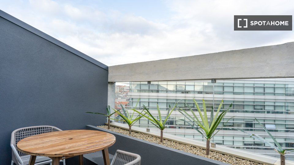 Apartment Porto, 1 bed, 60m² — photo 17