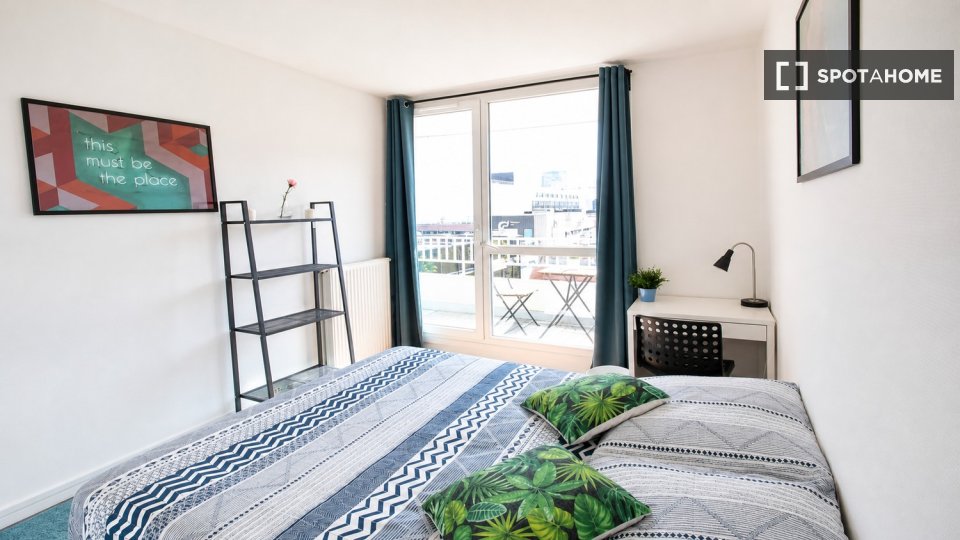 Chambre double Paris, 4 chambres — photo 22