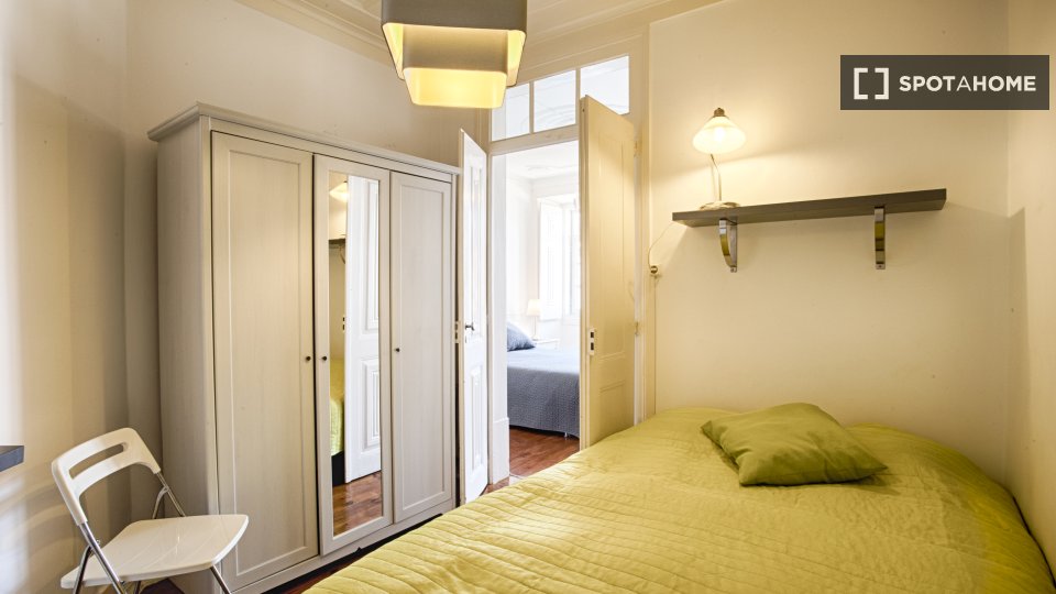 Apartment Lisbon, 2 beds, 85m² — photo 7