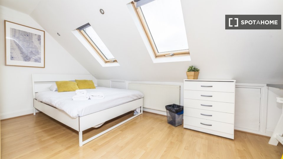 Double room London, 4 beds — photo 6