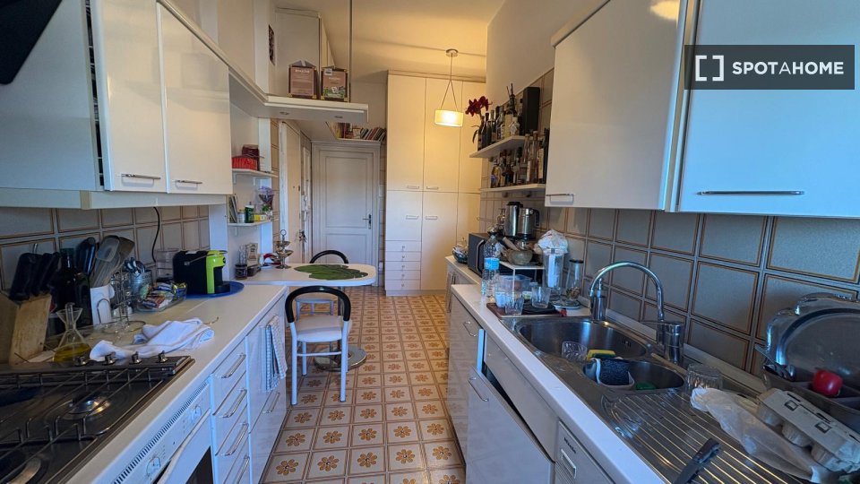 Double room Rome, 2 beds — photo 9