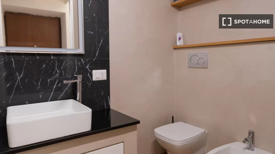 Apartment Milan, 1 bed — photo 11