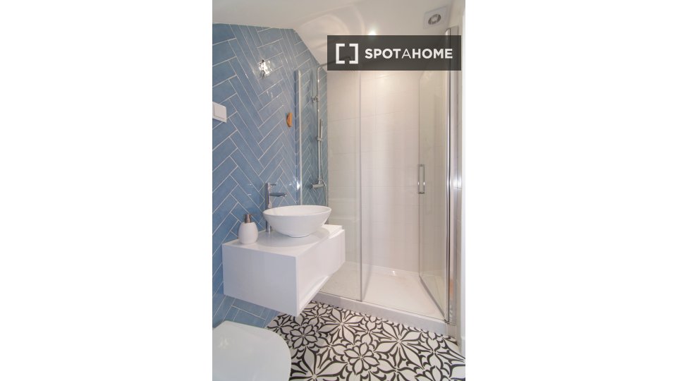 Apartment Lisbon, 1 bed — photo 1