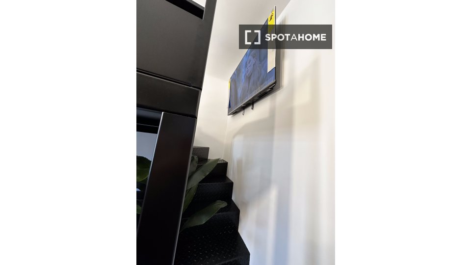 Apartment Milan, 1 bed, 55m² — photo 7