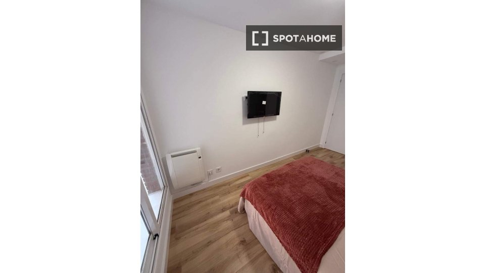 Double room Alicante, 6 beds — photo 14