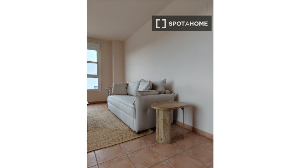Apartment Alicante, 2 beds, 80m² — photo 8