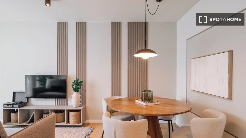 Apartment Lisbon, 2 beds — photo 2