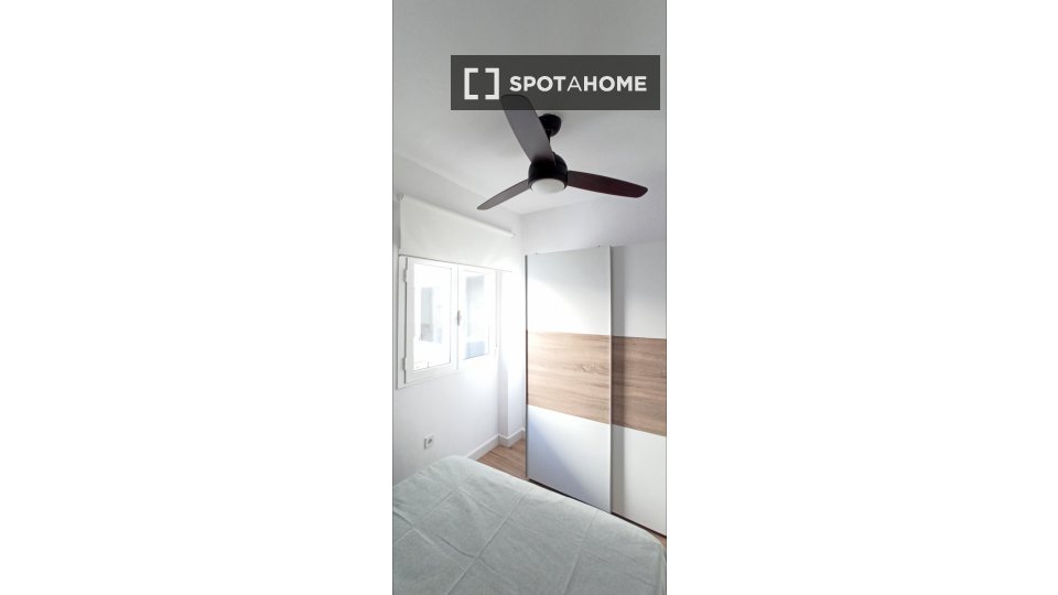 Apartment Alicante, 2 beds, 50m² — photo 7