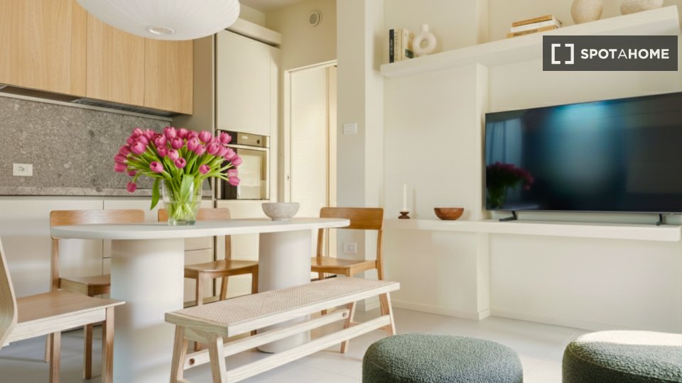 Apartment Milan, 2 beds, 60m² — photo 3