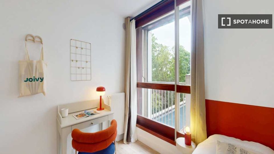 Double room Paris, 3 beds, 60m² — photo 10