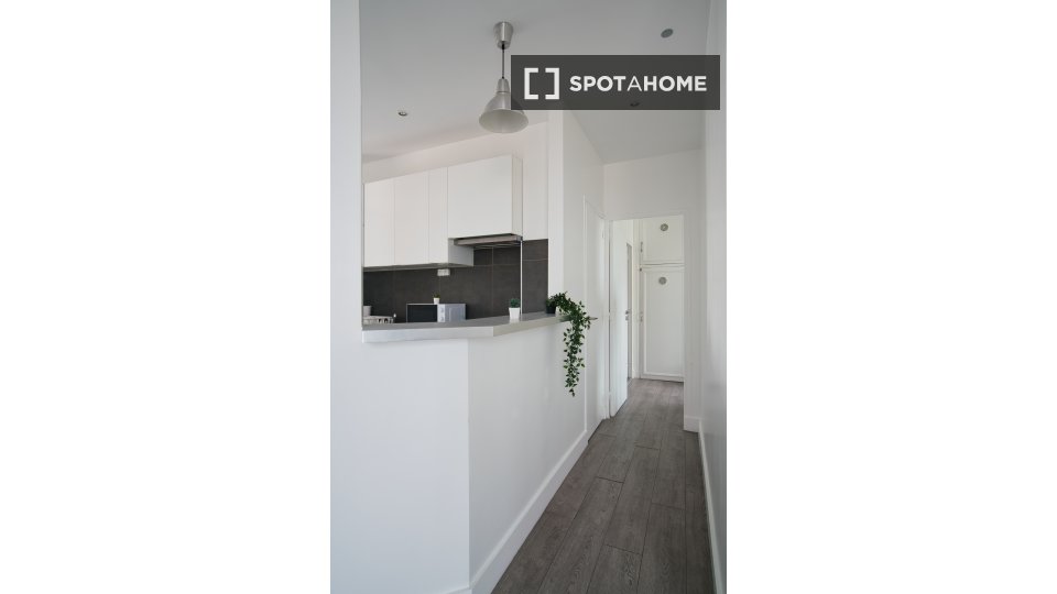 Apartment Paris, 2 beds, 65m² — photo 2