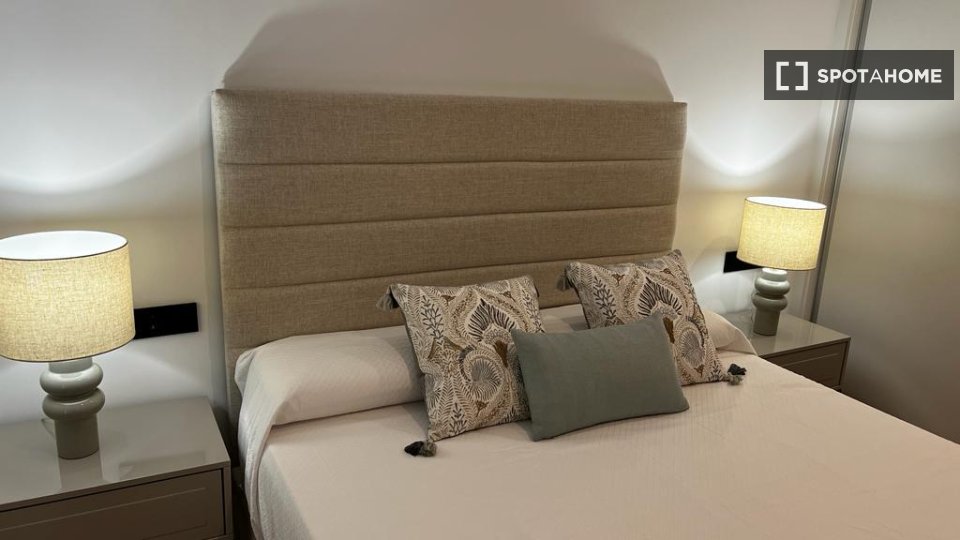 Apartment Malaga, 3 beds, 120m² — photo 4