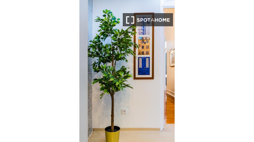 Apartment Lisbon, 2 beds — photo 19