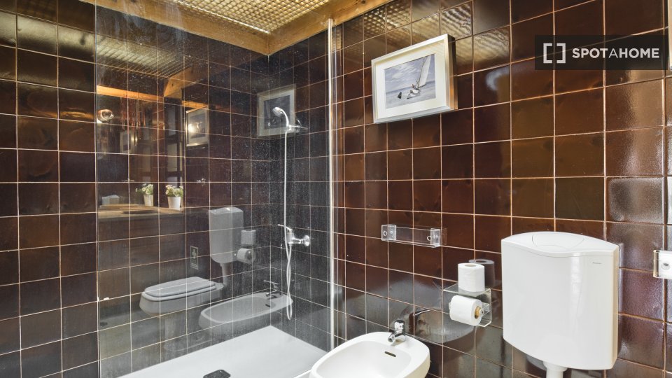 Apartment Lisbon, 3 beds, 140m² — photo 14