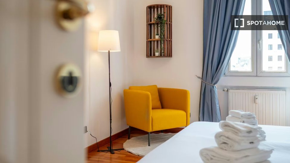 Apartment Milan, 2 beds, 80m² — photo 2