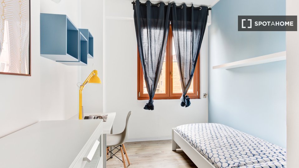 Double room Milan, 4 beds, 91m² — photo 12