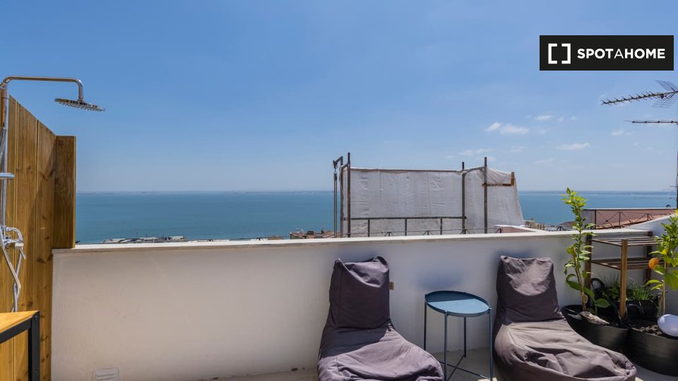 Apartment Lisbon, 2 beds — photo 4