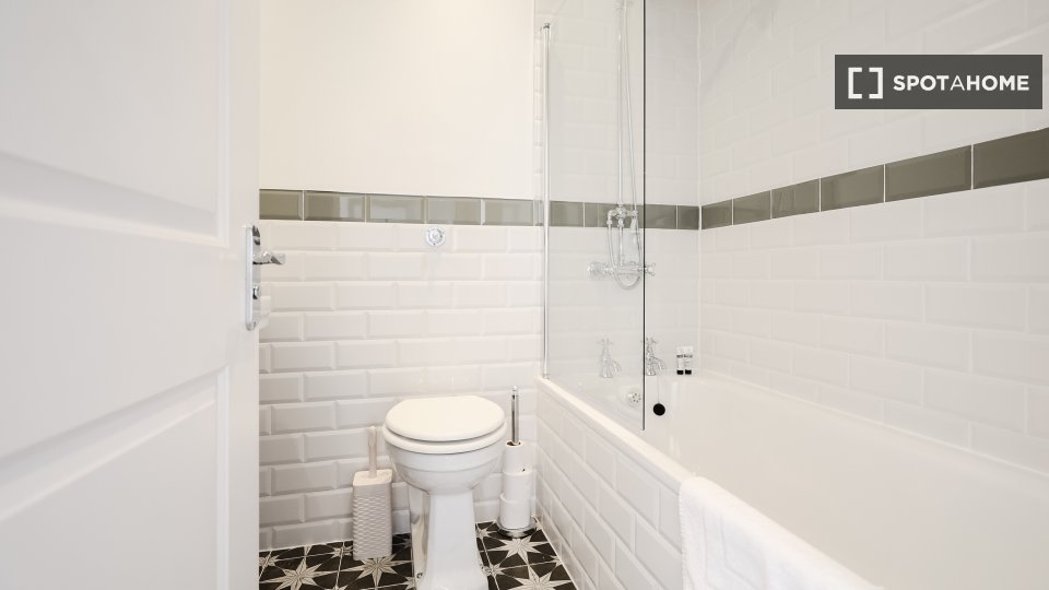 Apartment London, 1 bed — photo 13