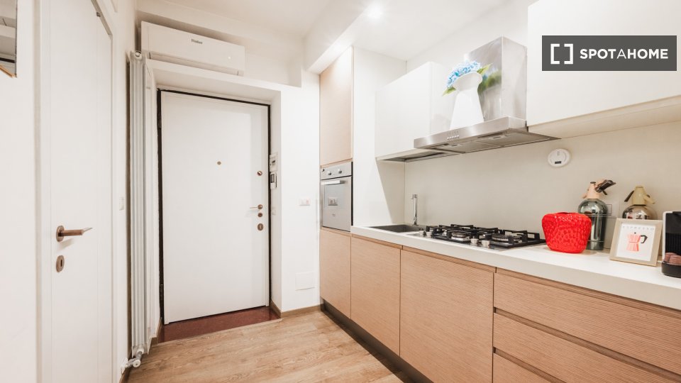 Apartment Milan, 1 bed — photo 30
