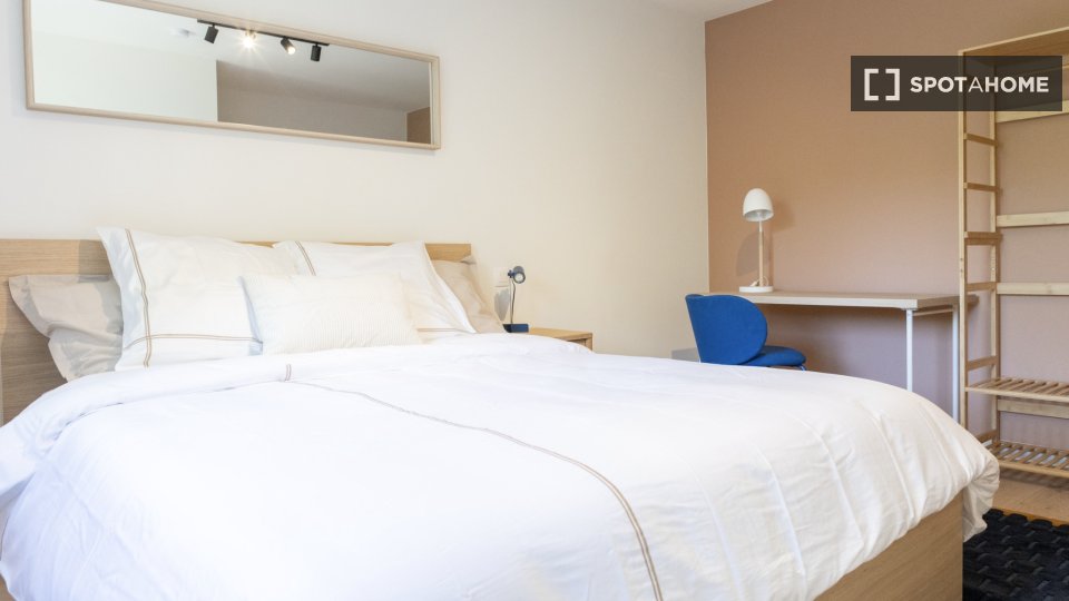 Double room Brussels, 10 beds — photo 1