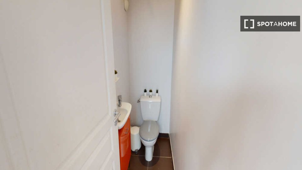 Double room Toulouse, 5 beds, 90m² — photo 13