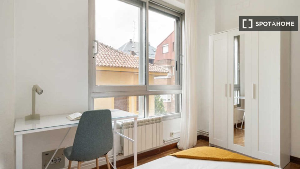 Double room Madrid, 10 beds — photo 30