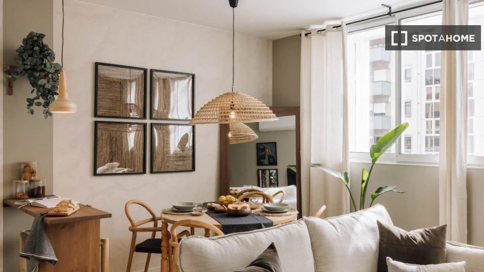 Apartment Lisbon, 1 bed — photo 19