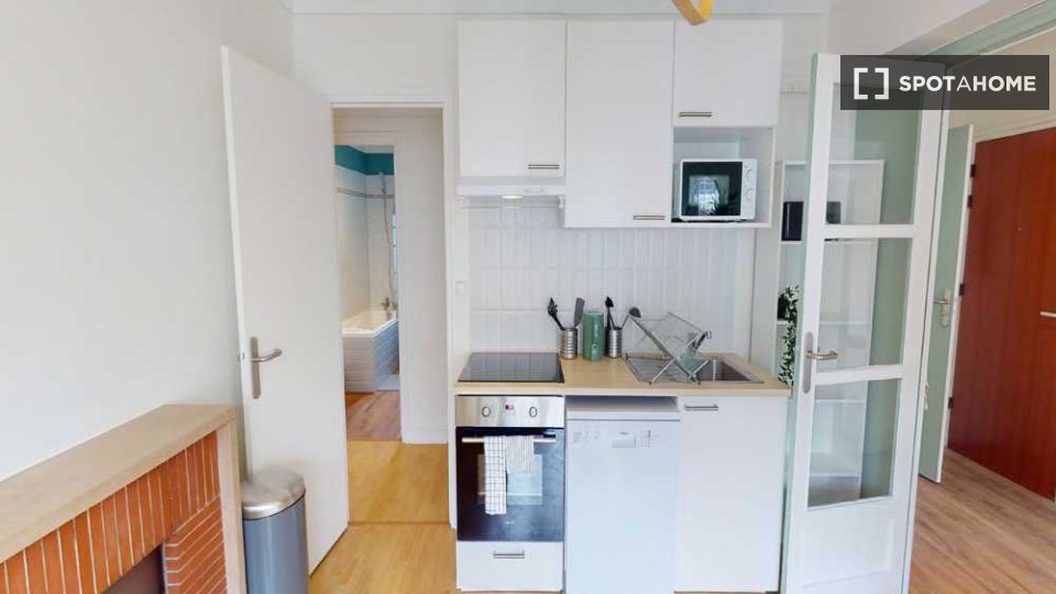 Double room Paris, 4 beds, 90m² — photo 3