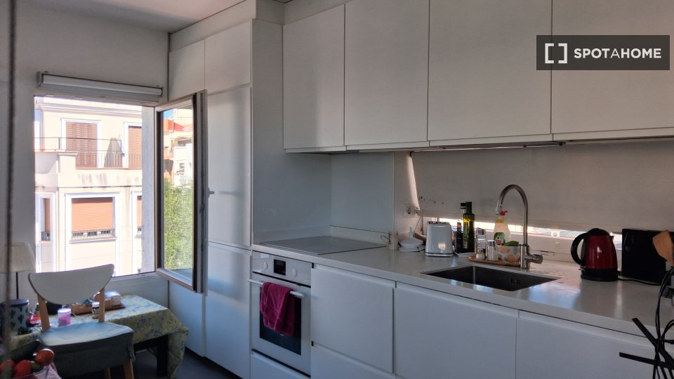 Appartamento Madrid, 1 camera, 40m² — foto 2