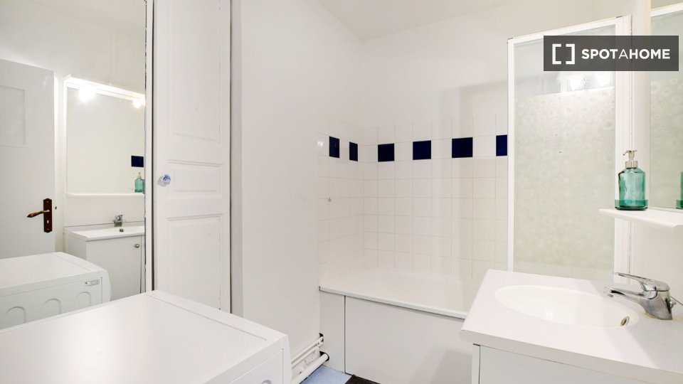 Chambre double Paris, 5 chambres — photo 23