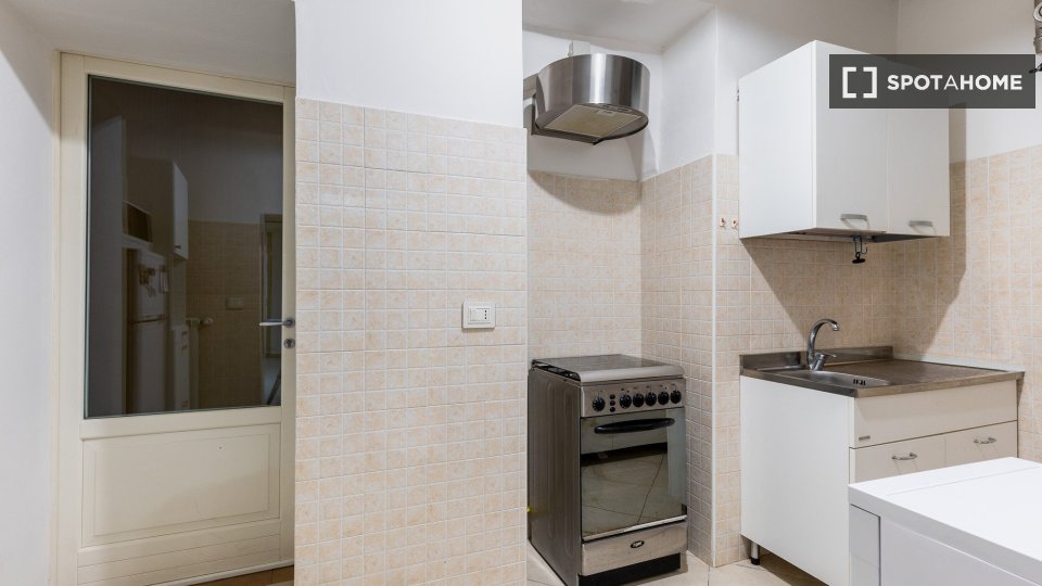 Apartment Bologna, 1 bed — photo 14