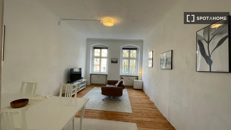 Whole 1 bedrooms apartment in Berlin (ref 1222213) Spotahome