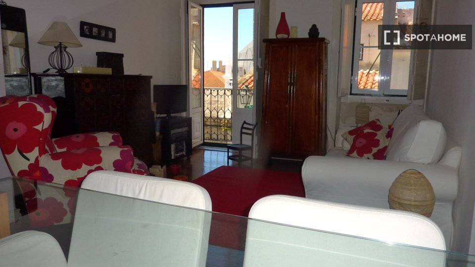 Apartment mono Lisbon, 60m² — photo 3