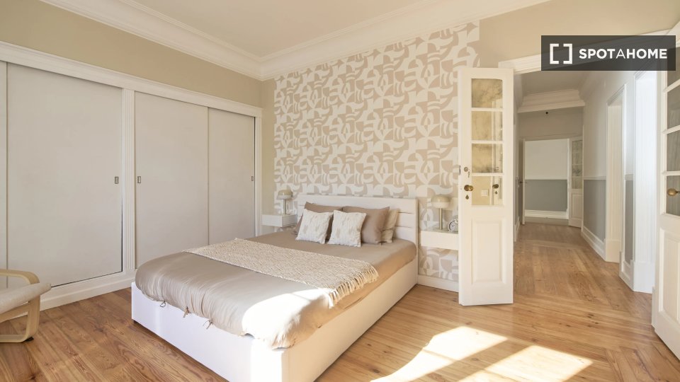 Double room Lisbon, 10 beds — photo 14