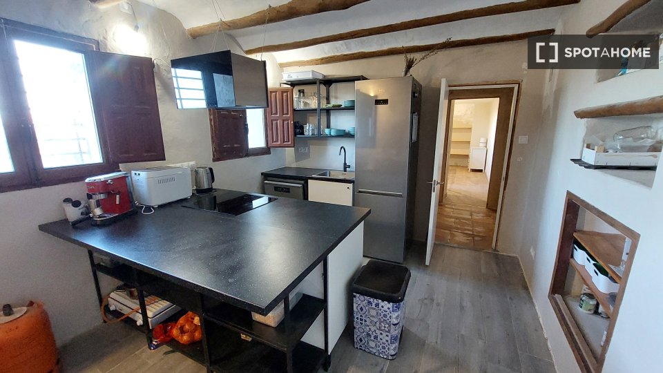 Apartment Granada, 3 beds, 109m² — photo 3