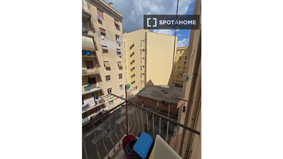 Double room Rome, 1 bed, 90m² — photo 5