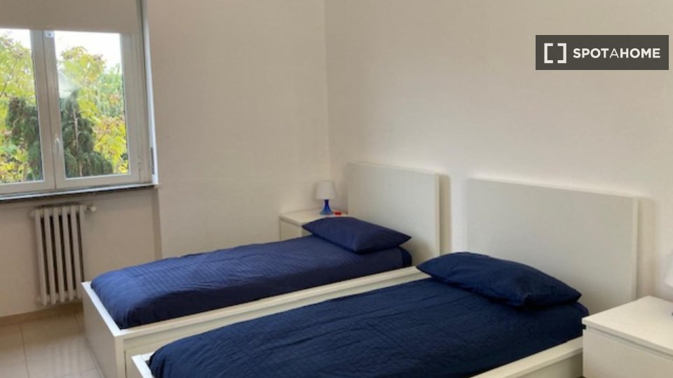 Double room Milan, 4 beds — photo 10