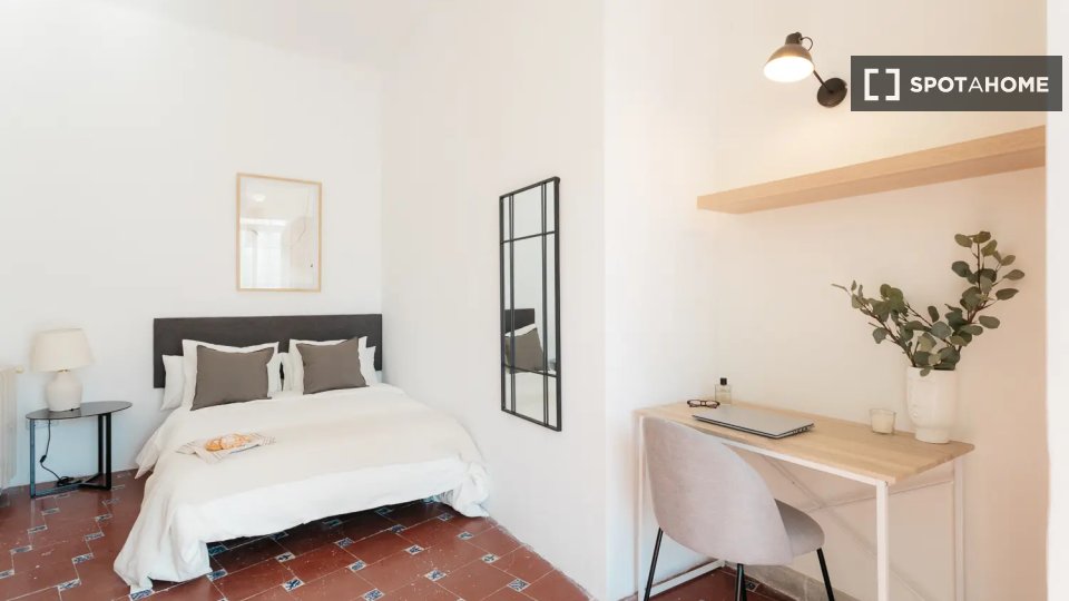 Double room Valencia, 8 beds — photo 11