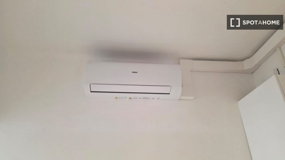 Apartment Barcelona, 1 bed, 34m² — photo 14