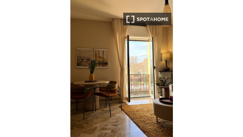 Appartamento Milano, 1 camera, 80m² — foto 2