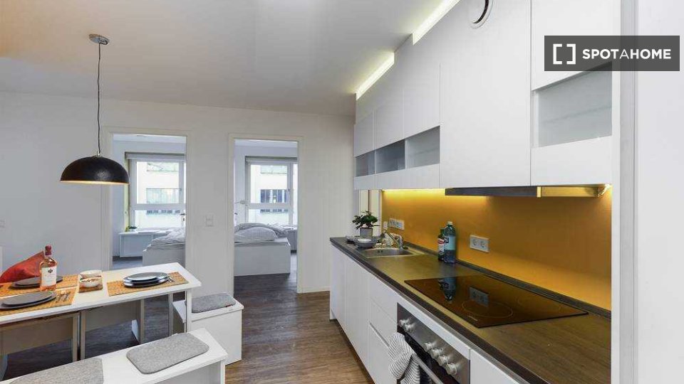 Double room Berlin, 1 bed, 11m² — photo 5