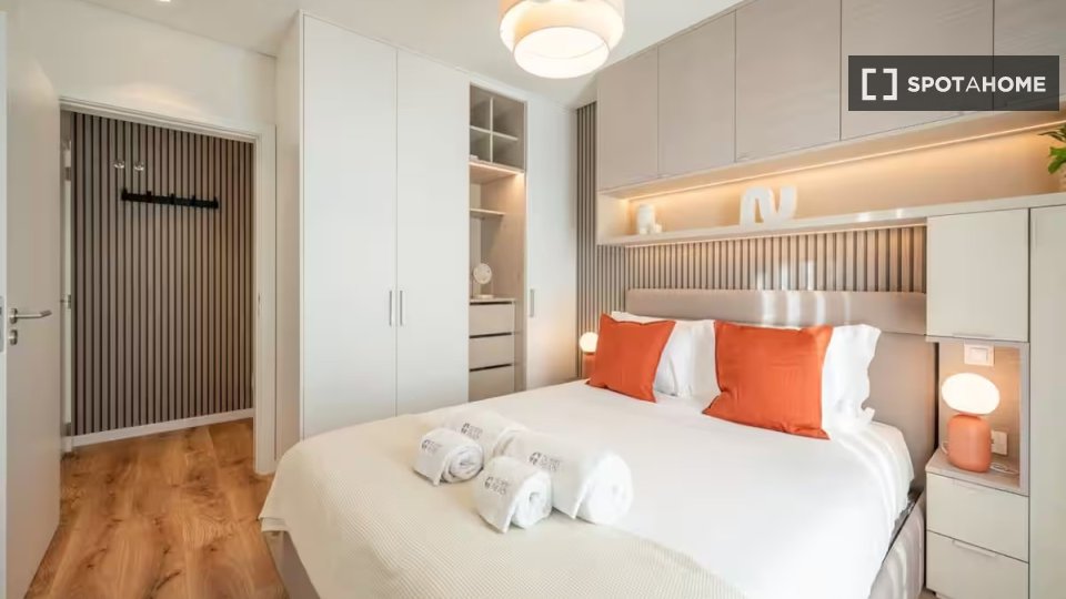 Apartment Lisbon, 1 bed — photo 4