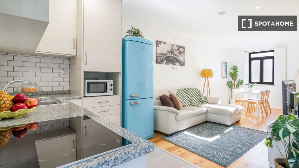 Apartment Porto, 3 beds, 50m² — photo 2