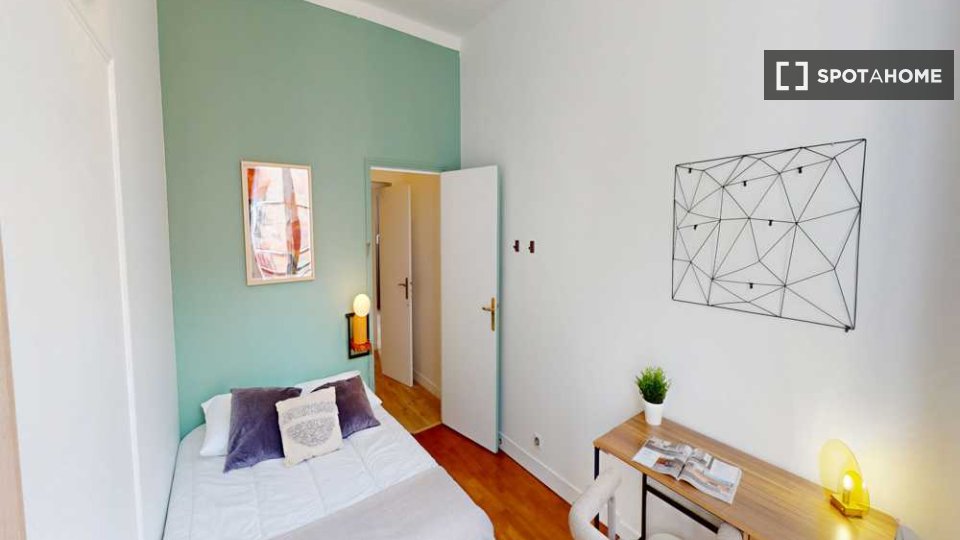 Double room Paris, 5 beds, 110m² — photo 20