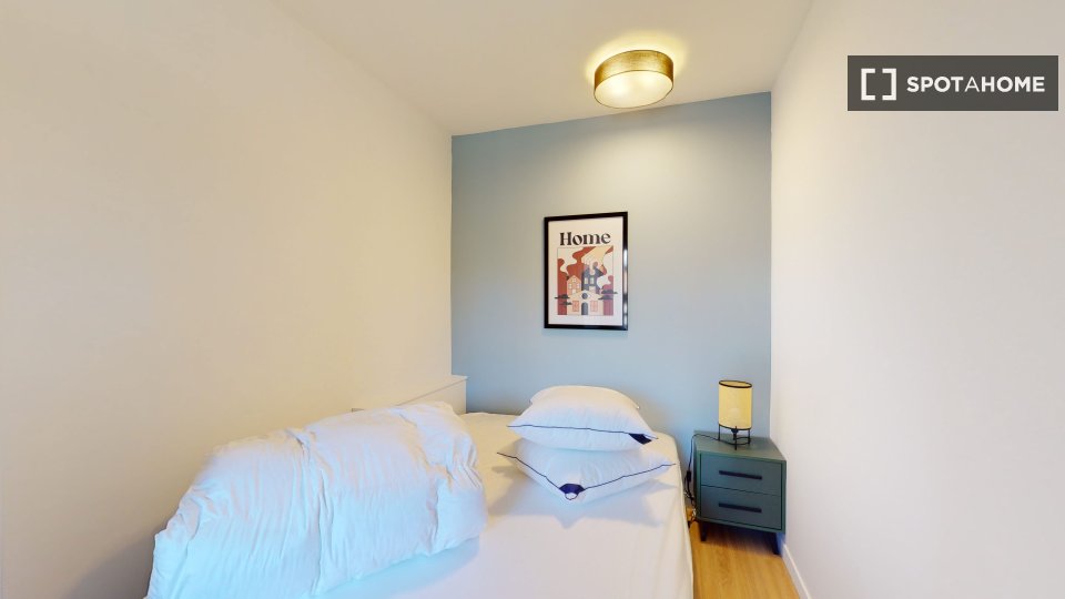 Double room Marseille, 8 beds — photo 2
