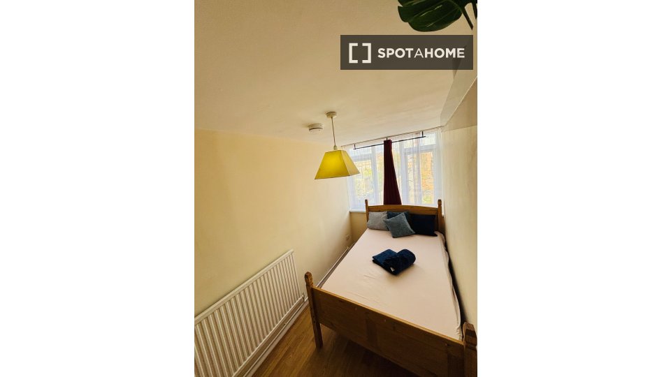 Double room London, 4 beds — photo 16