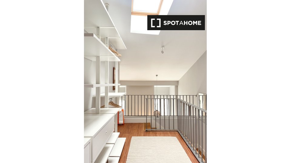 Apartment Lisbon, 1 bed, 70m² — photo 14